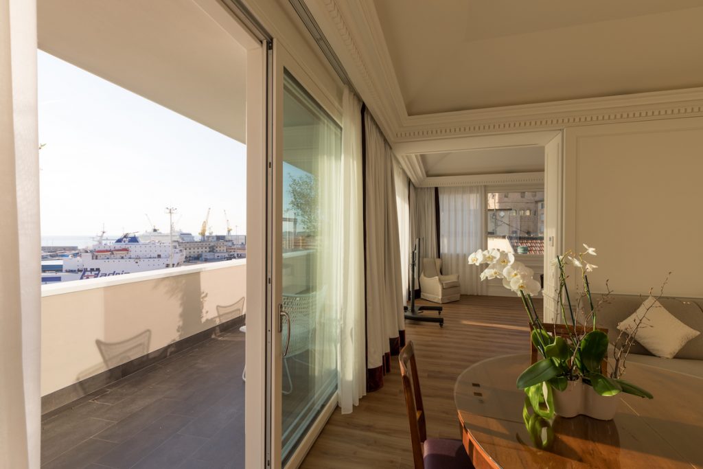 La-Terrazza-suite-vista-mare